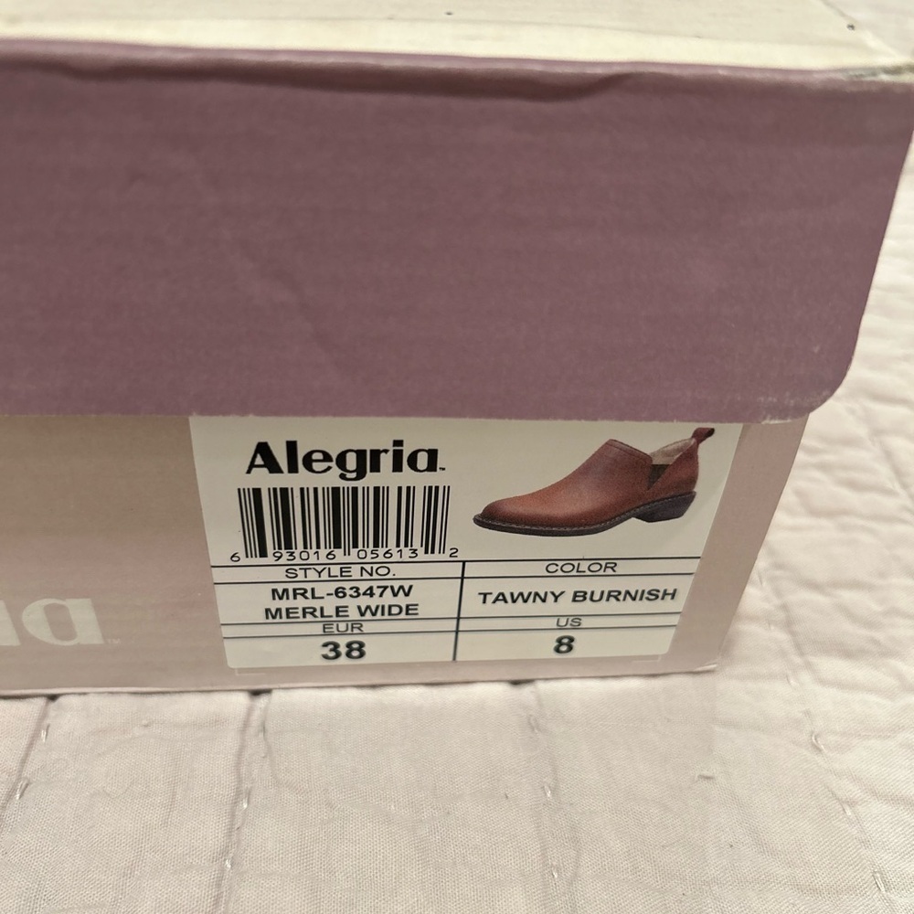 Alegria Merle Tawny Burnish Boot 8 - Picture 7 of 7